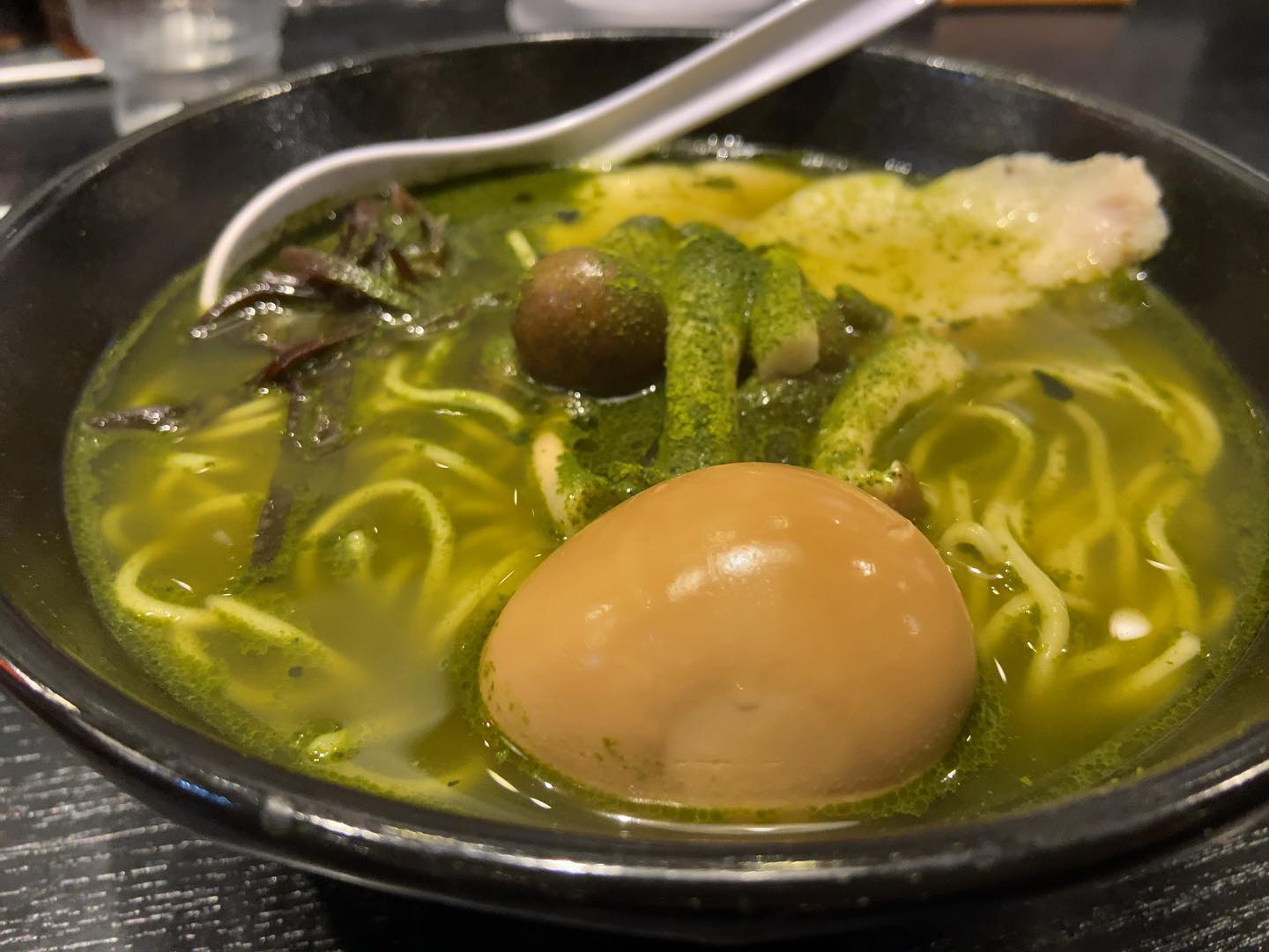 麺家いろは 京都駅ビル店「抹茶ラーメン」の投稿写真