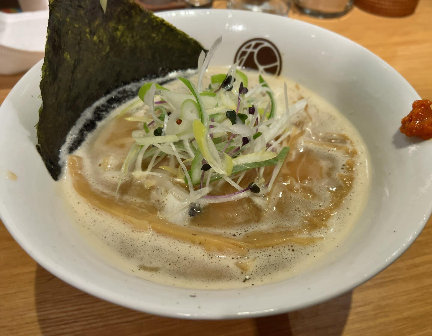 無垢 ツヴァイテ 新横浜ラーメン博物館店「無垢ラーメン」の投稿写真
