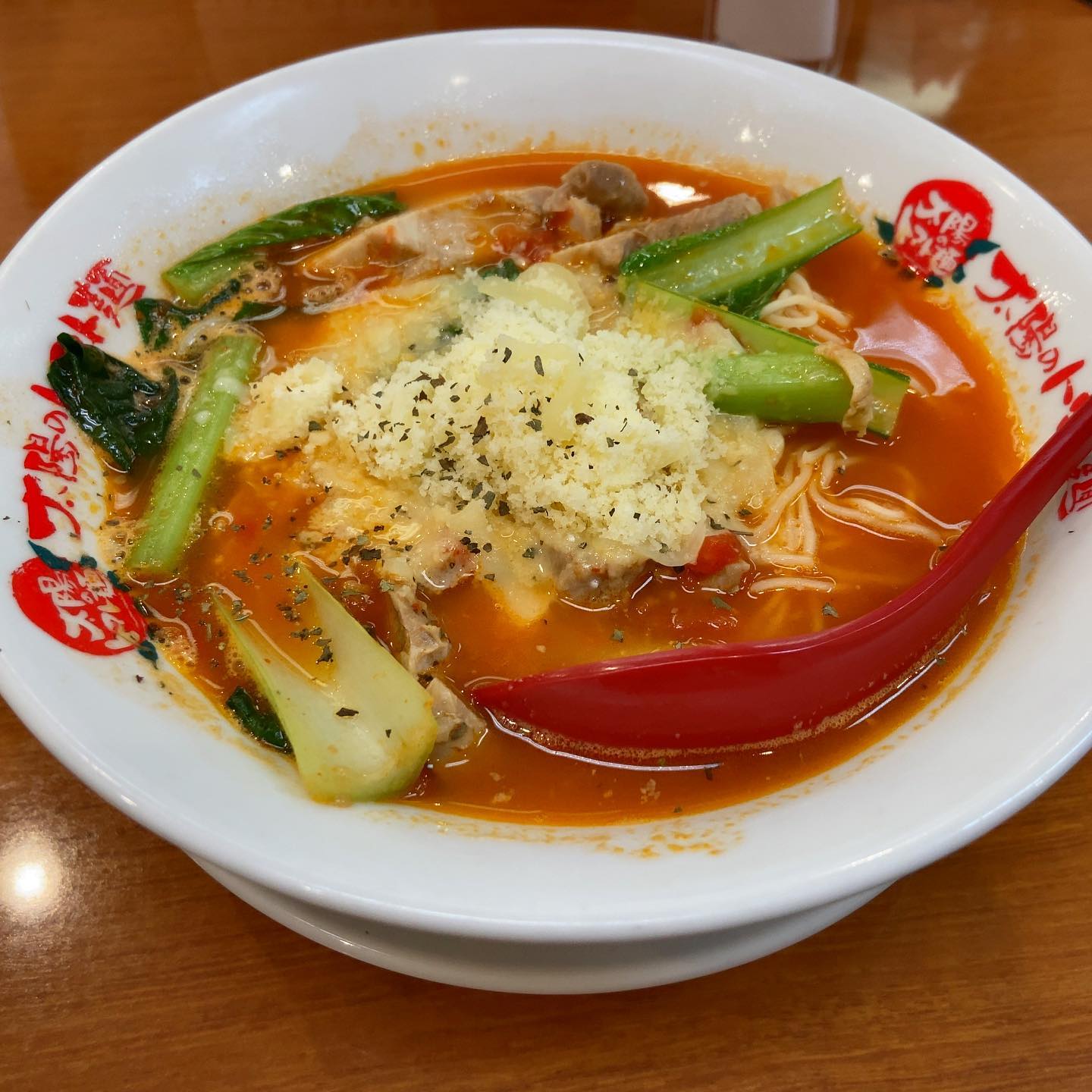 太陽のトマト麺川崎アゼリア店「太陽のチーズラーメン」の投稿写真