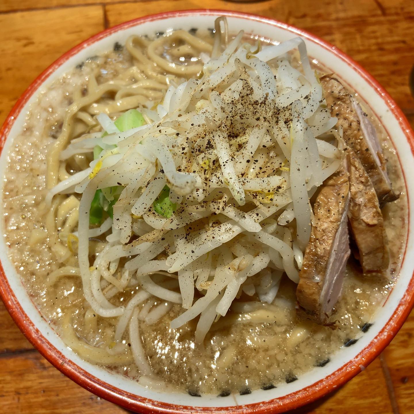 らーめん バリ男 新橋本店「小ラーメン」の投稿写真 2