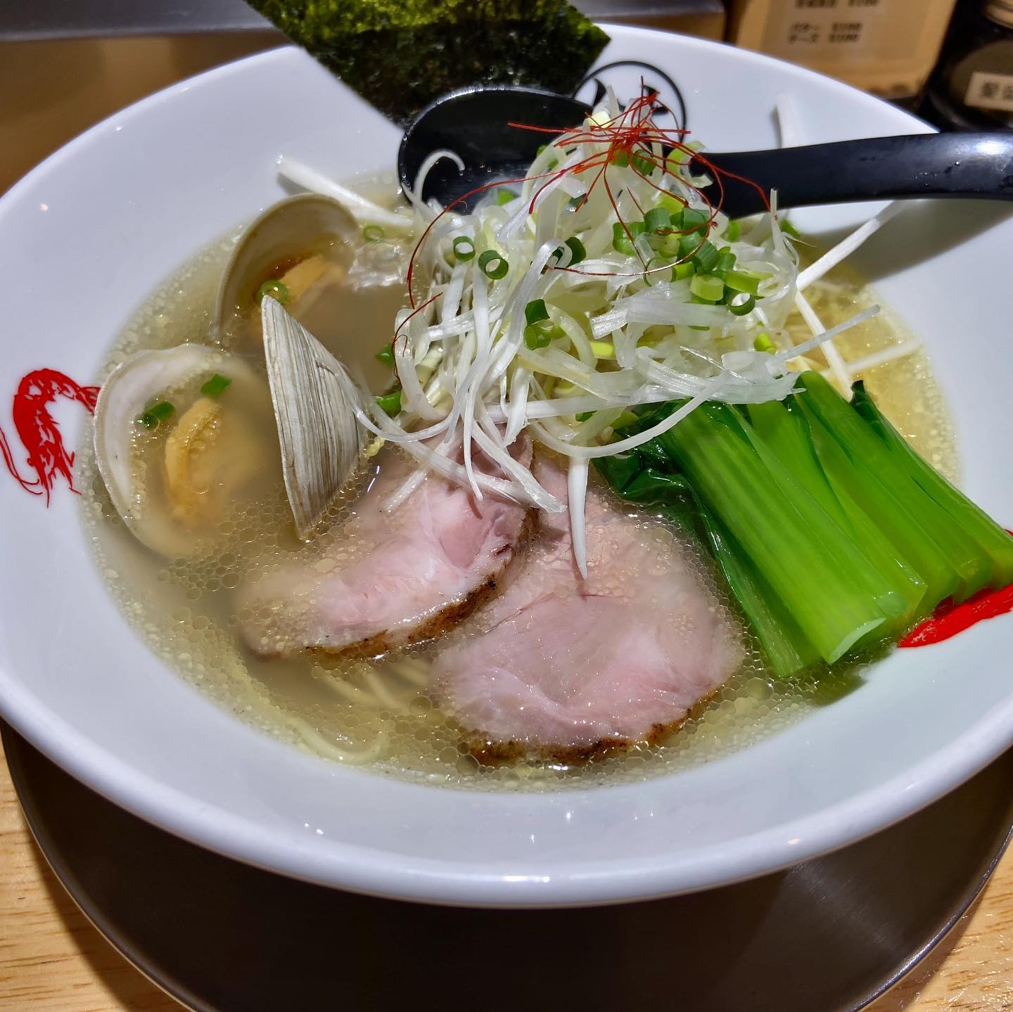 Japanese FISH Noodle ウミのチカラ「塩 魚介」の投稿写真