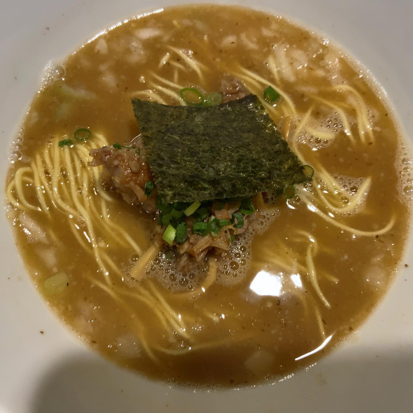 俺の空 新宿店「魚介豚骨」の投稿写真 2