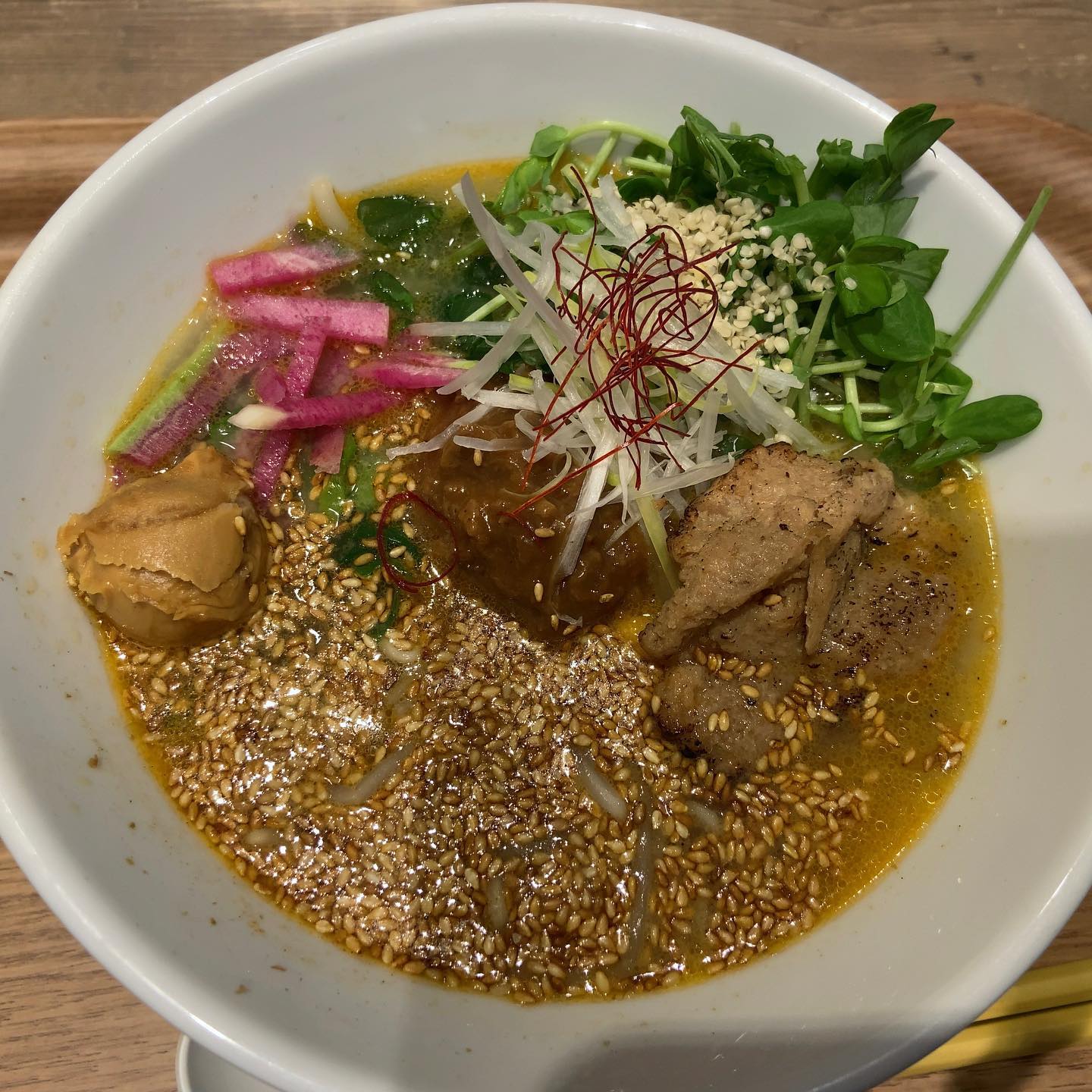 T'sたんたん 上野駅店「金胡麻たんたん麺」の投稿写真 2
