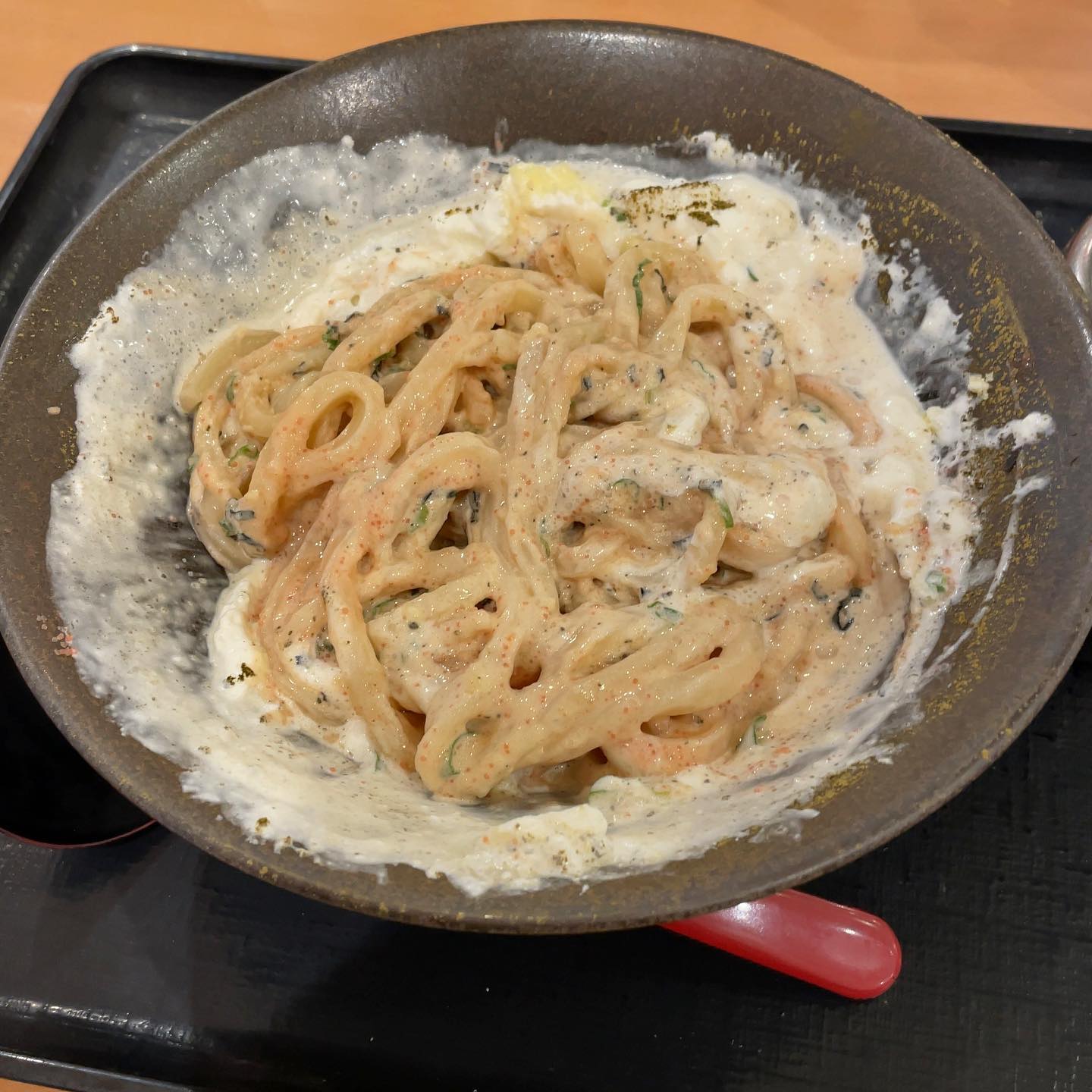 山下本気うどん 神楽坂「白いクリームほうじ茶うどん」の投稿写真 2