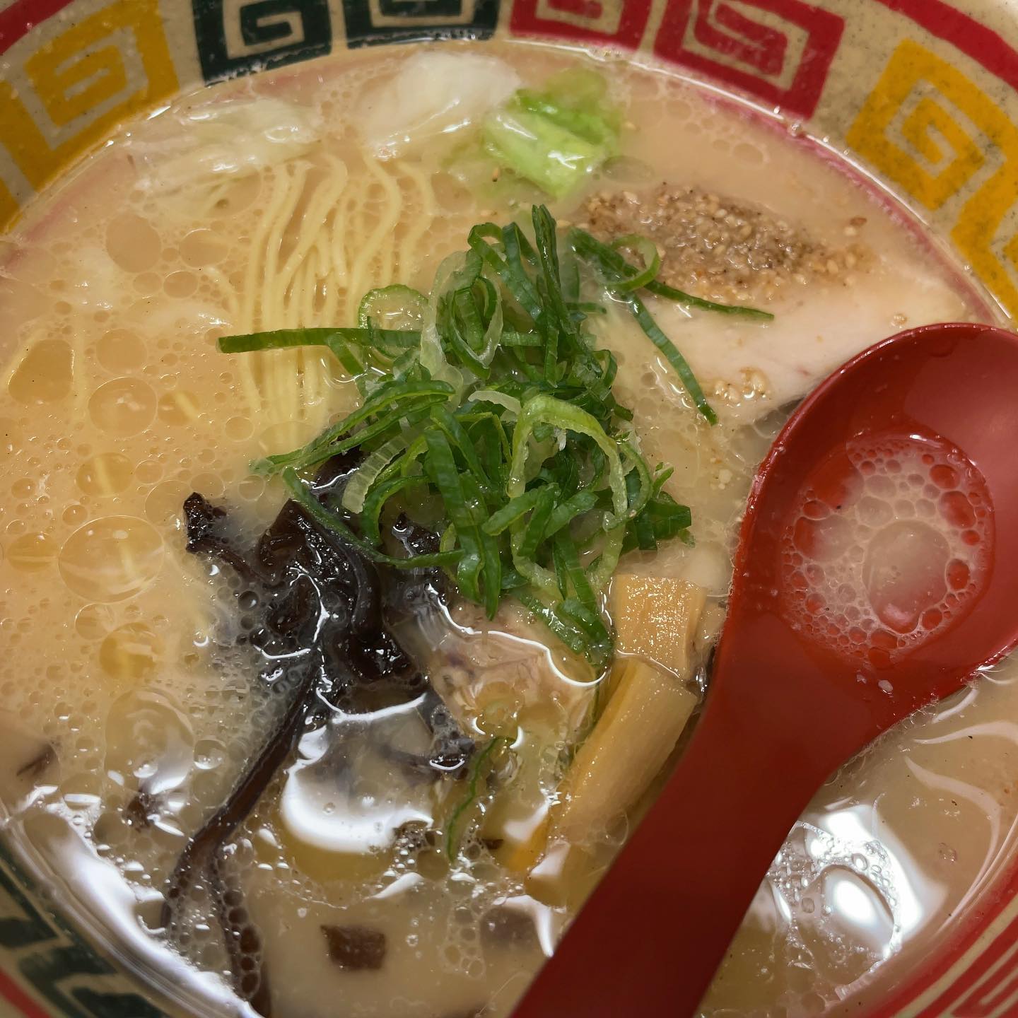 九州じゃんがららあめん 秋葉原本店「味噌豚骨」の投稿写真 2