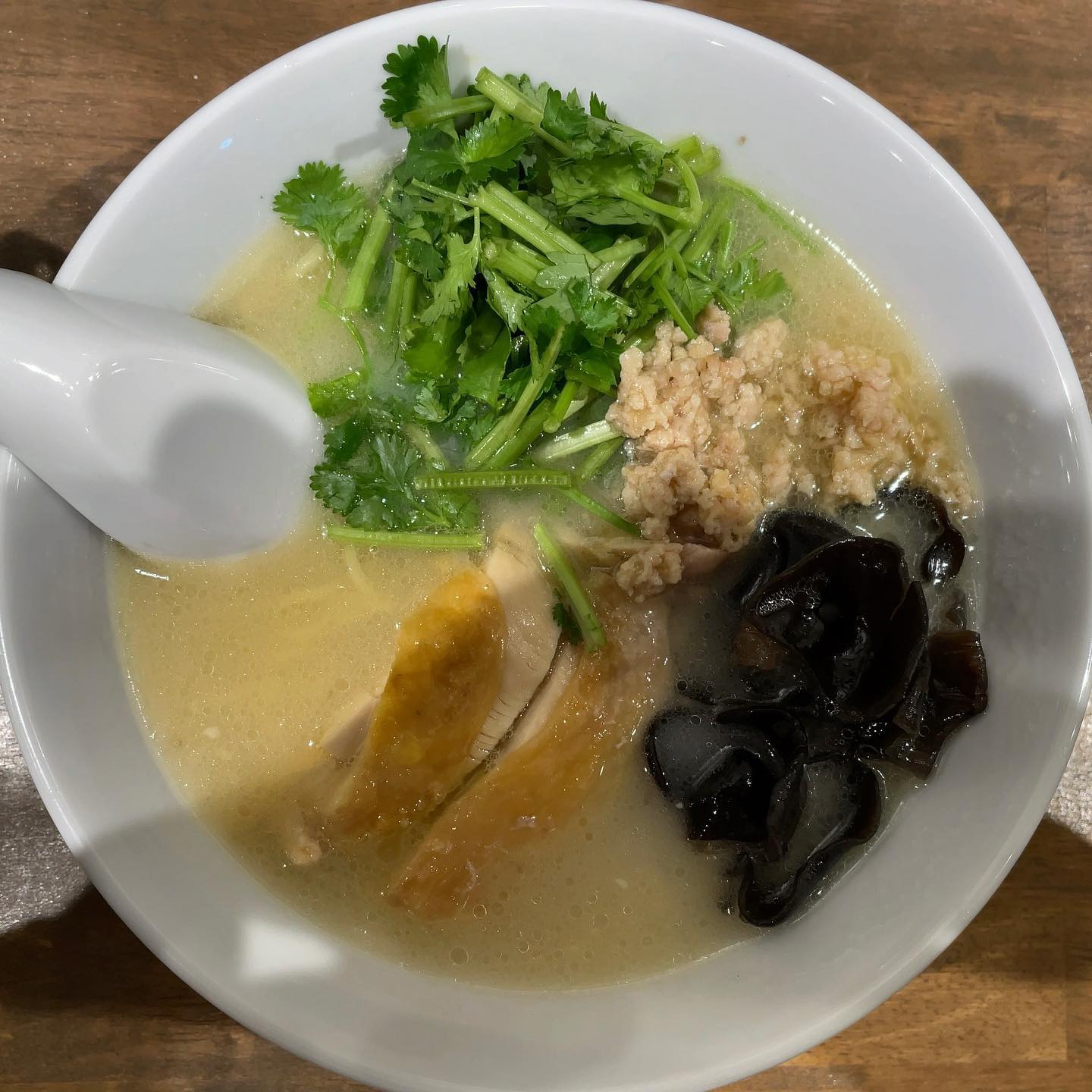 Halal Ramen 鶏ぶし Ueno「鶏白湯らーめん」の投稿写真