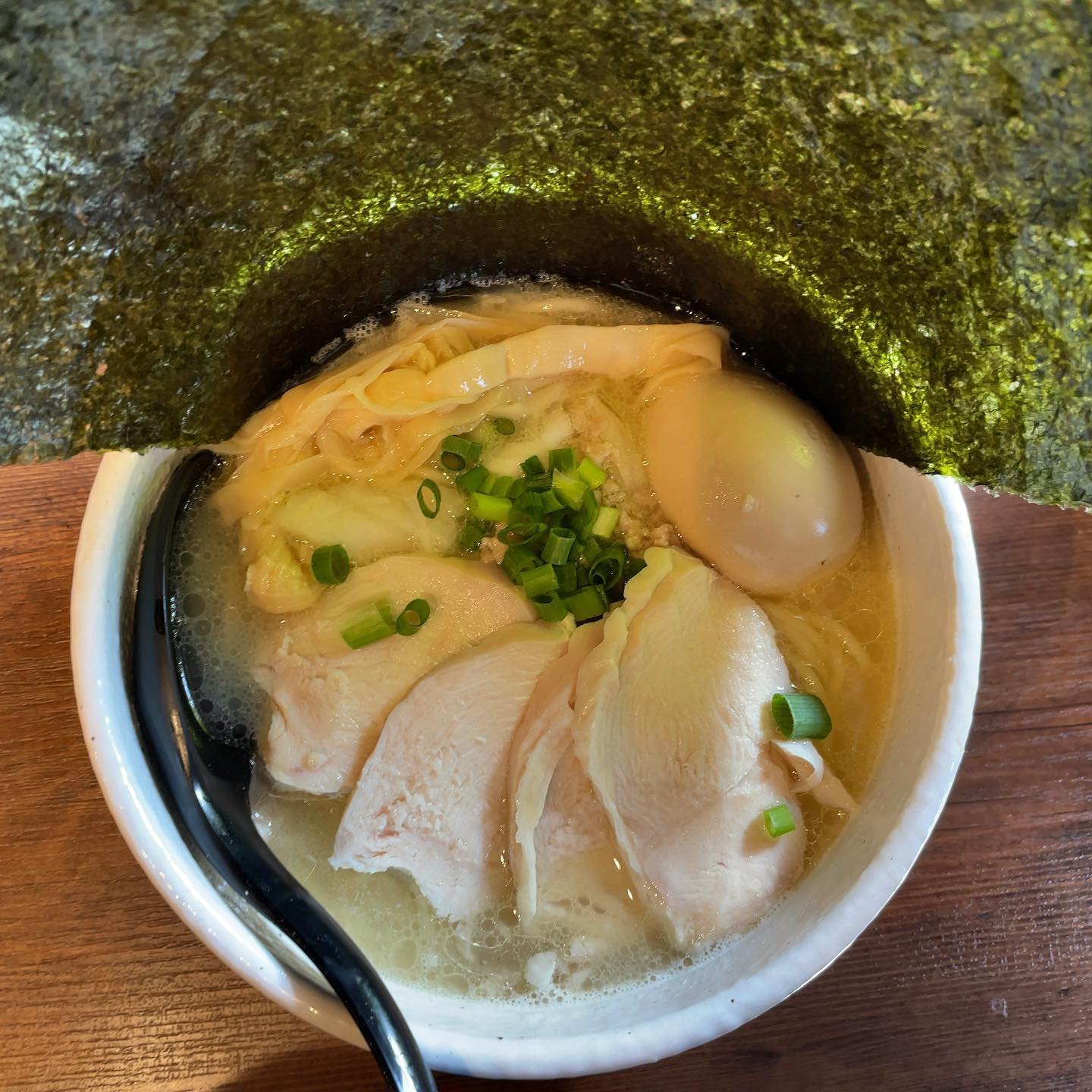 濃厚鶏麺ゆきかげ三ノ輪店「特製濃厚鶏白湯そば」の投稿写真 2