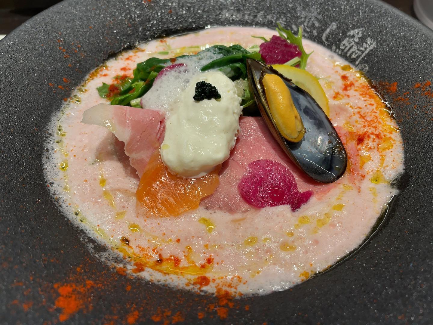 鯛担麺専門店恋し鯛「サーモンムール貝」の投稿写真 2