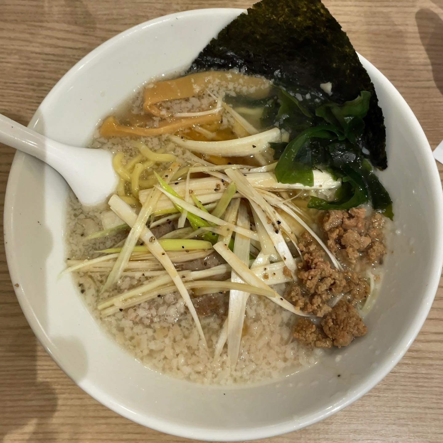 コッテリの塩らー麺専門店MANNISH「こってりの塩ラーメン」の投稿写真