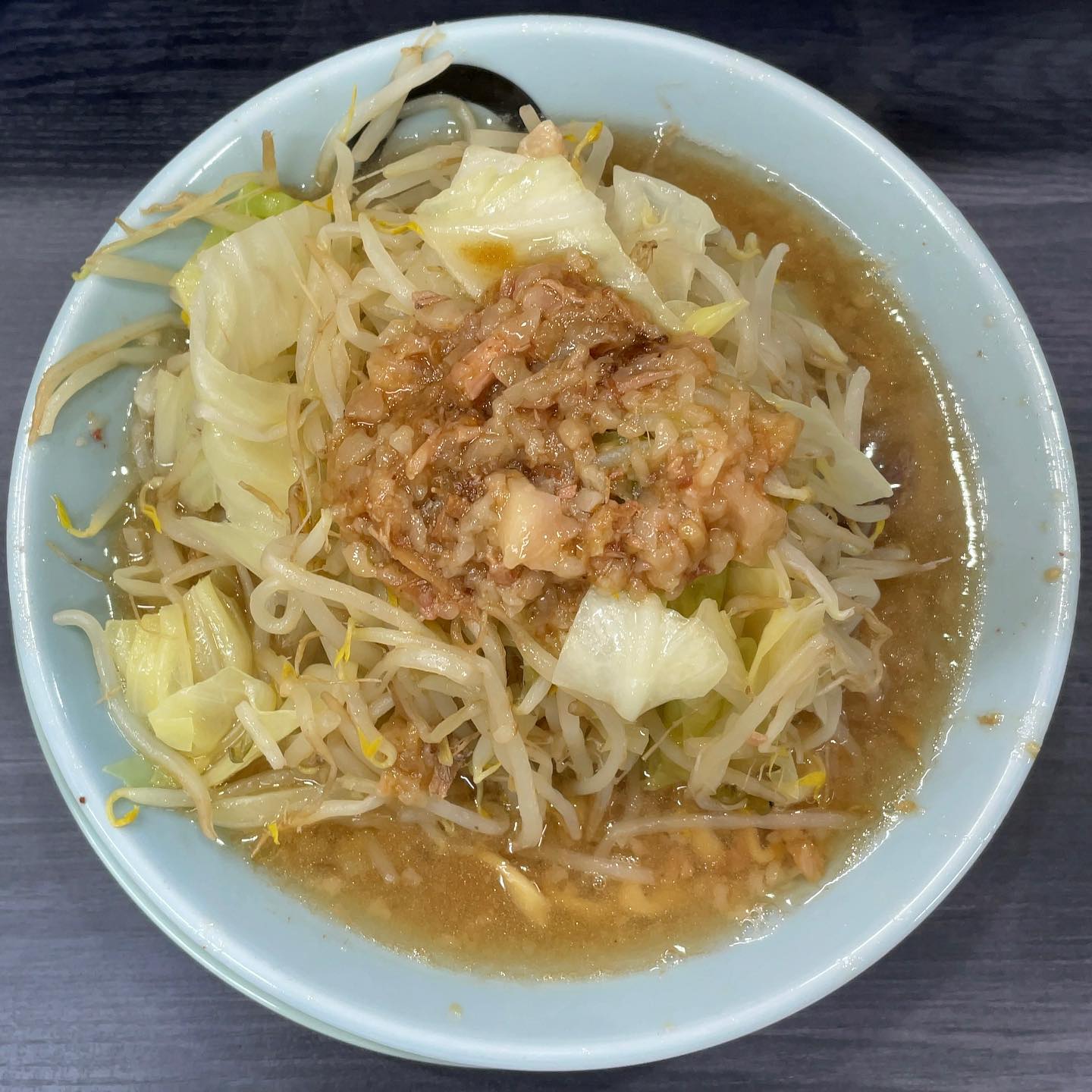 オリバーヌードル「ラーメン半分」の投稿写真