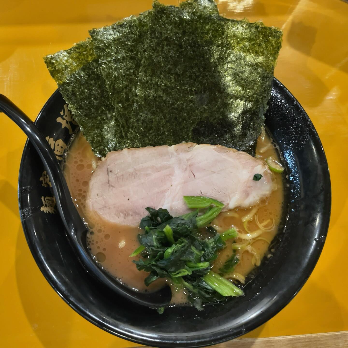 横浜家系ラーメン麺家福増「ラーメン並」の投稿写真