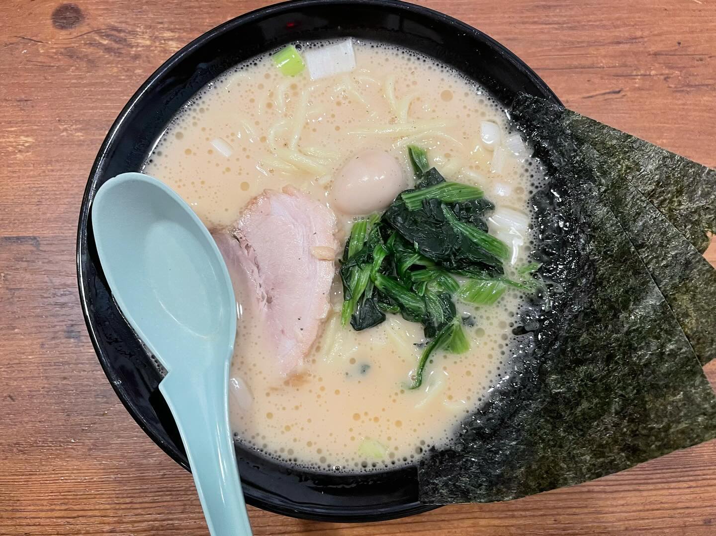 横浜家系ラーメン 極味家 六角橋店「ラーメン」の投稿写真