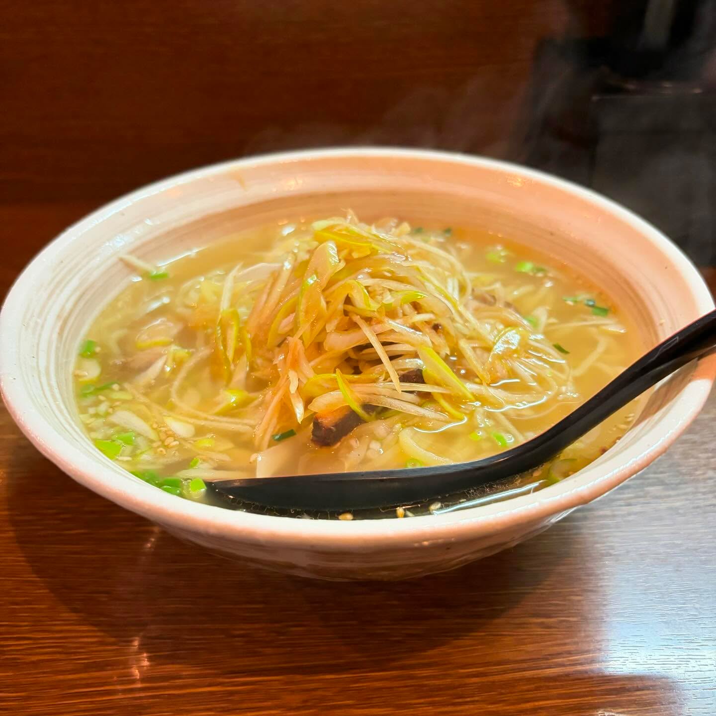 池之端 松島「ネギ塩ラーメン」の投稿写真 2