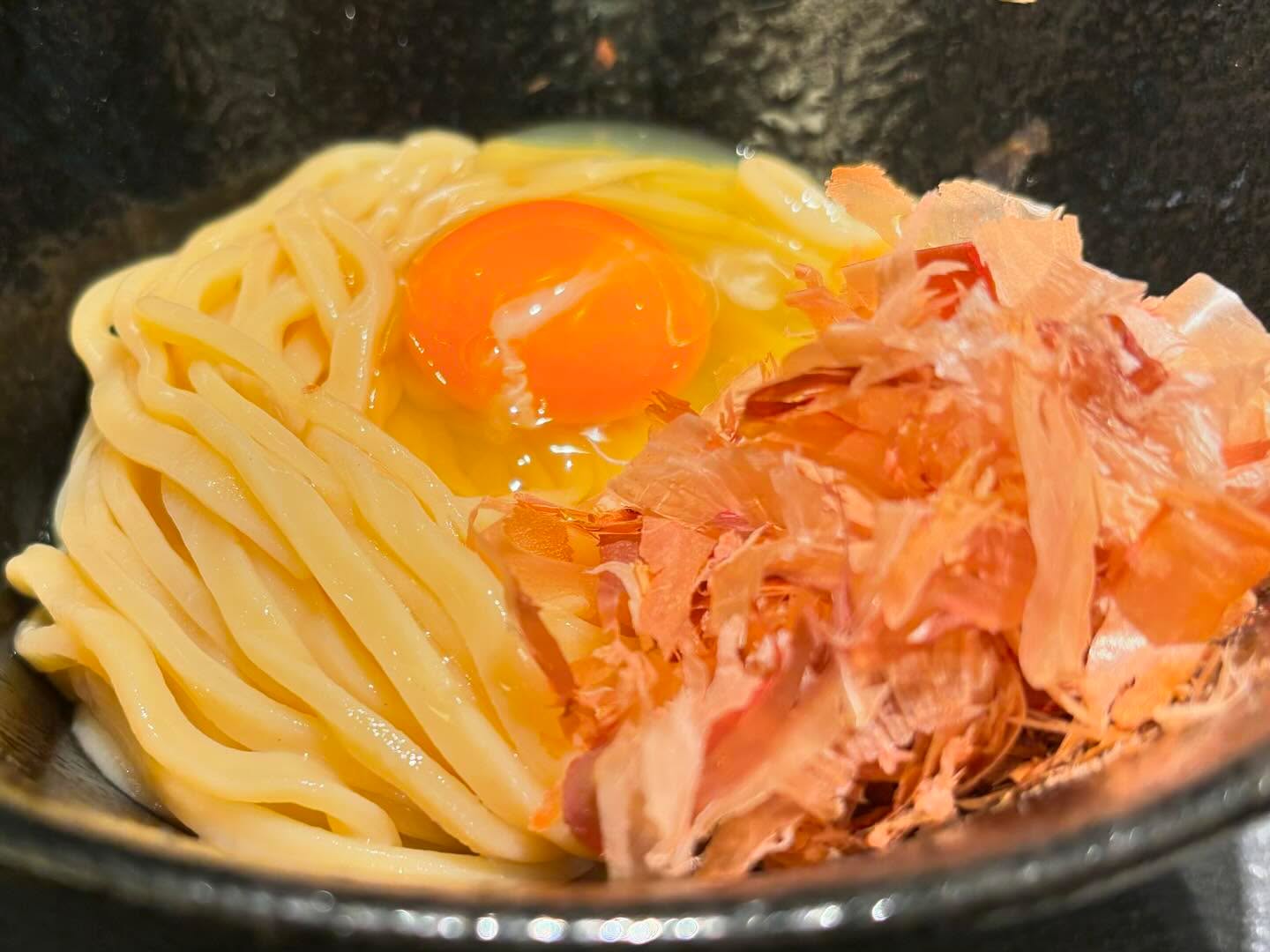 麺屋 二二一（ふじい）「たまごかけ麺 鶏 中」の投稿写真 2