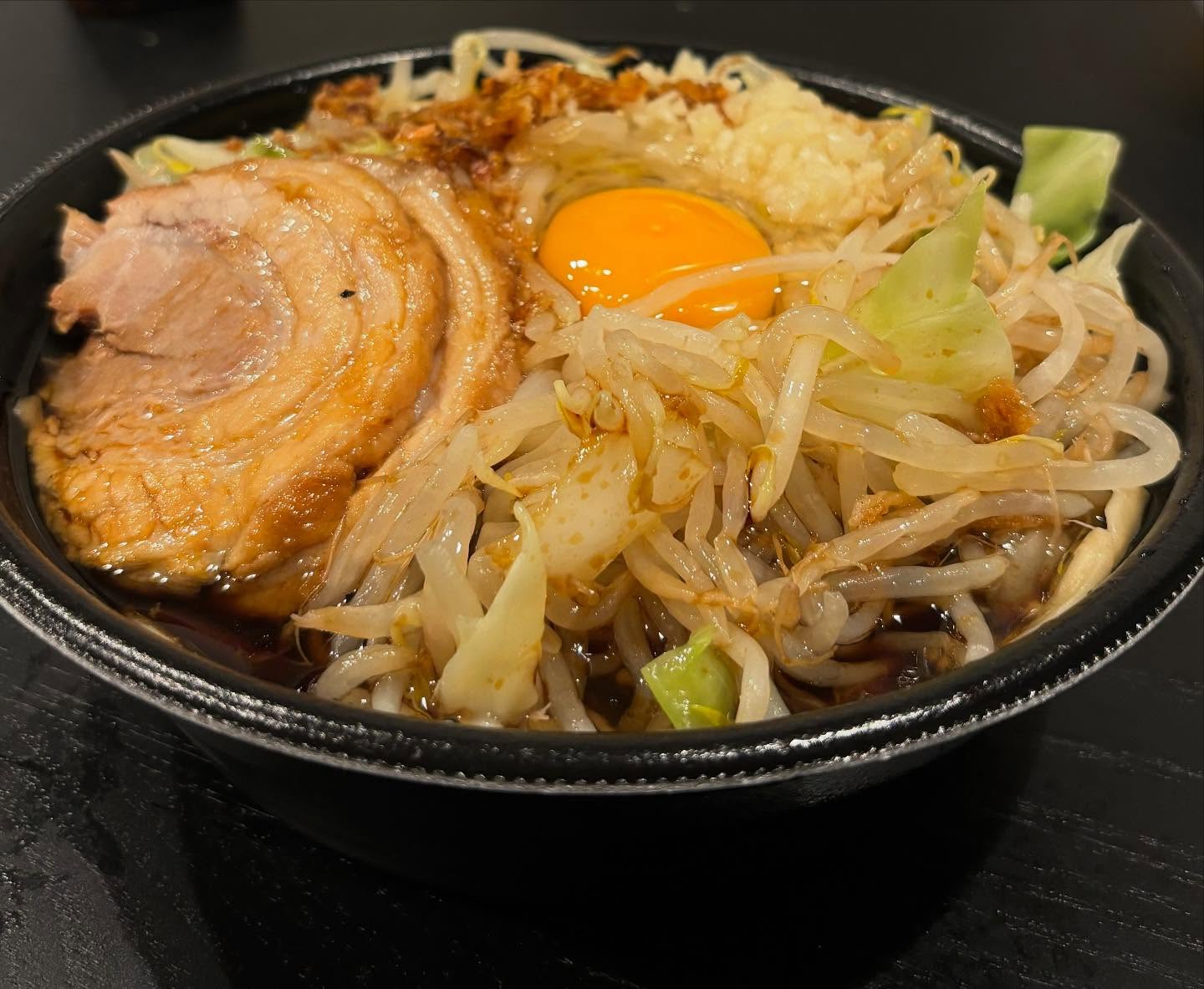 ラーメン豚山大塚店「汁なしラーメン(大) (Uber eats)」の投稿写真 2