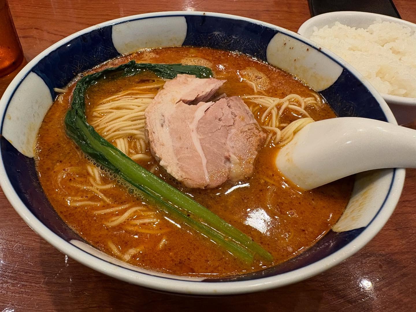よかろう「だんだんめん(担々麺)」の投稿写真 2
