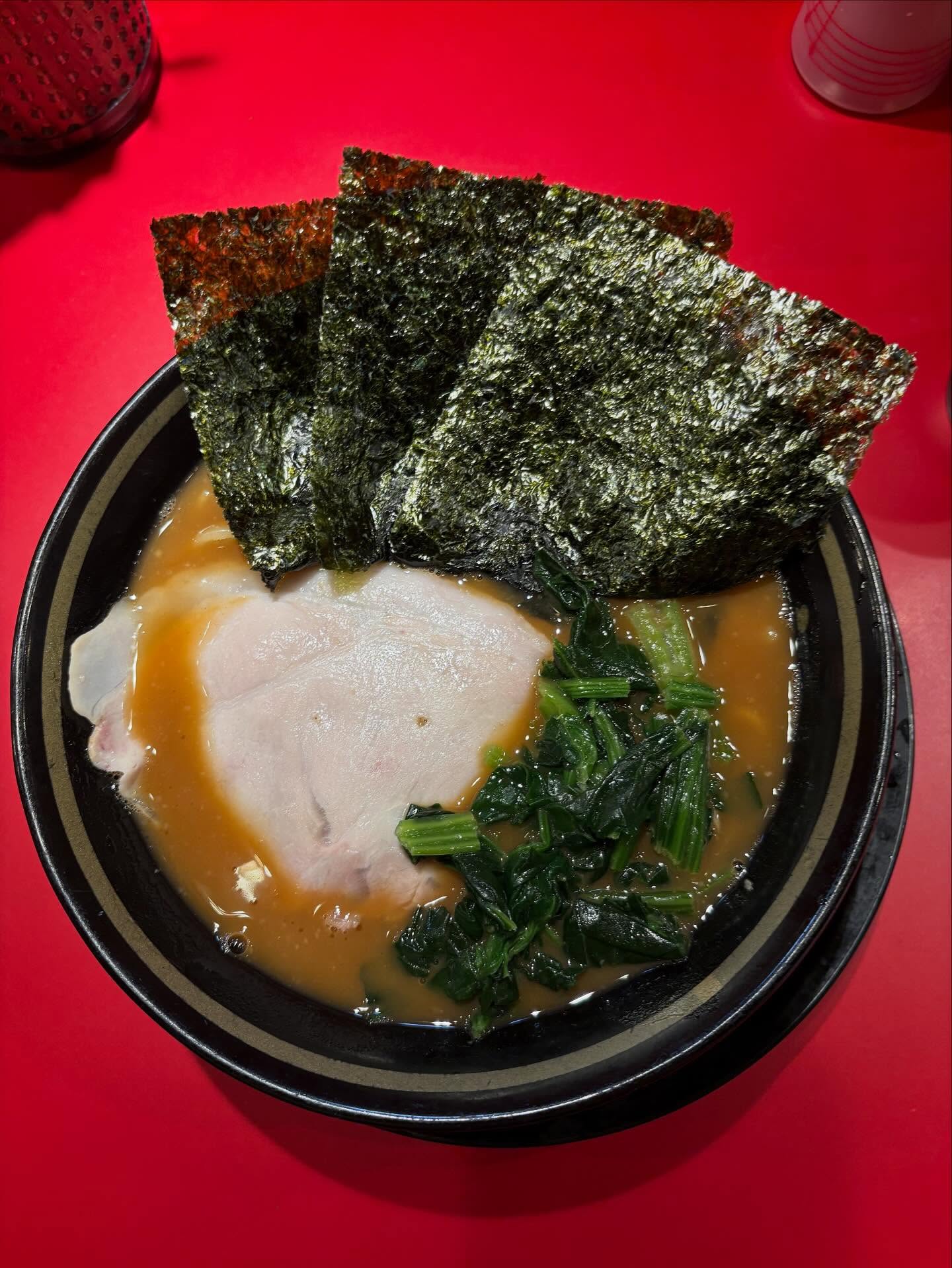 家系ラーメン 王道乃印 新橋店「ラーメン」の投稿写真