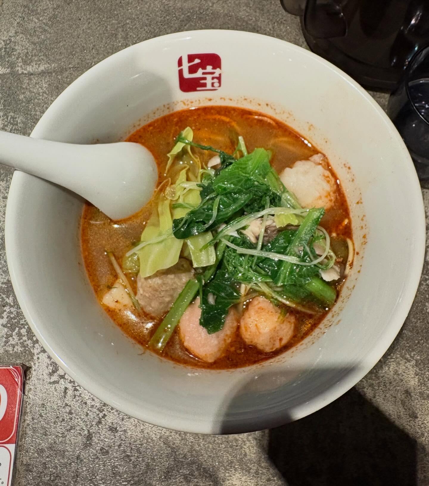七宝麻辣湯 池袋東口店「麻辣担 1辛 / 中華麺」の投稿写真